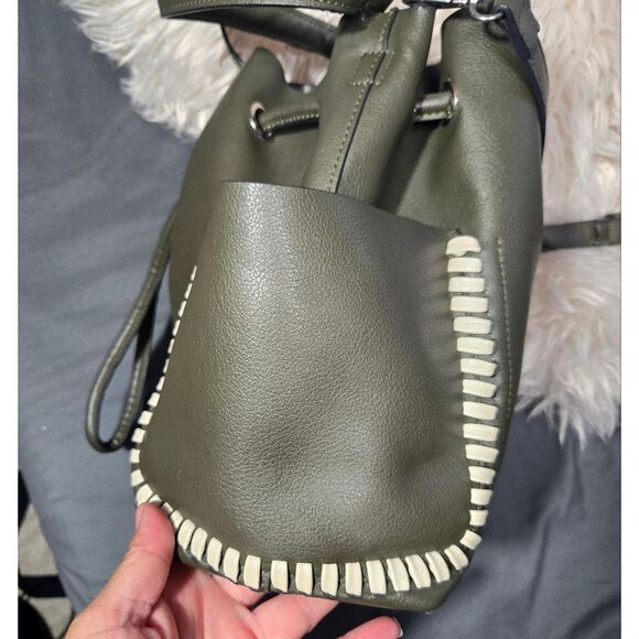 Zara Basic Green Bucket Bag Faux Leather - Picture 9 of 16